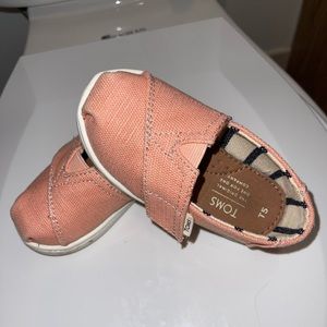 Toms Toddler Size 5